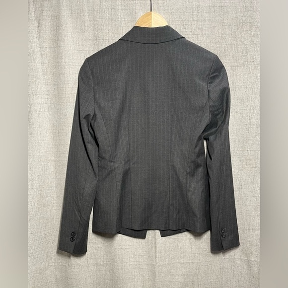 HALOGEN (NORDSTROM) charcoal grey pin-stripe blazer, jacket, single button. 0 - Picture 2 of 8